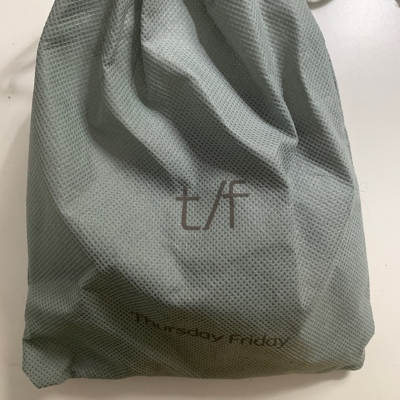 THURSDAY Friday Two Toned Dyed Fox Fur Ball Key Ring Charm - Picture 7 of 7